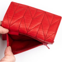 A. Eriksson Oy, H&ouml;gsar Helmiina | Pieni korttilompakko, punainen