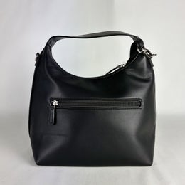 Pigeon Collection | K&auml;silaukku (sis. pitk&auml;n olkahihnan) | 43941 musta