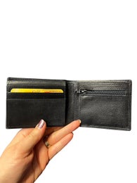 Virgo RFID vaakamallinen lompakko | 014 musta