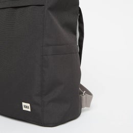 Roka London Finchley A SMALL - ekologinen reppu (13-14") | Ash (musta)