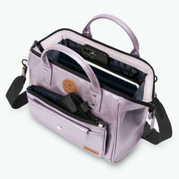 Cabaia | K&auml;silaukku (sis. pitk&auml;n olkahihnan), capri