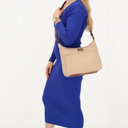 Charm London | Kankainen olkalaukku | Hiekka