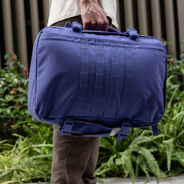 Cabin Zero | Military 28L, Matkareppu 43cm | Galaxy